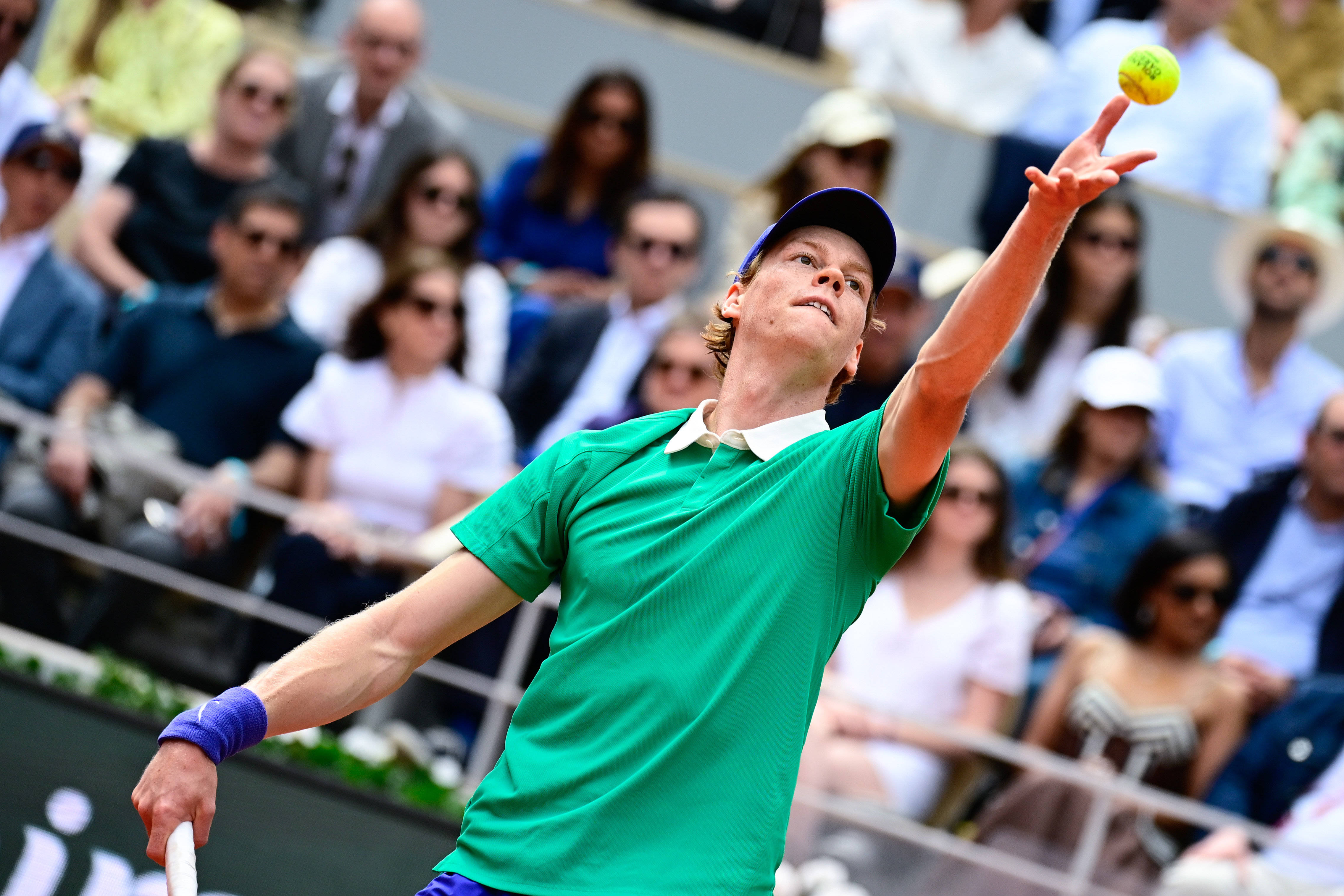 日本网球队险胜法国网球队，阿尔卡拉斯完成帽子戏法的简单介绍