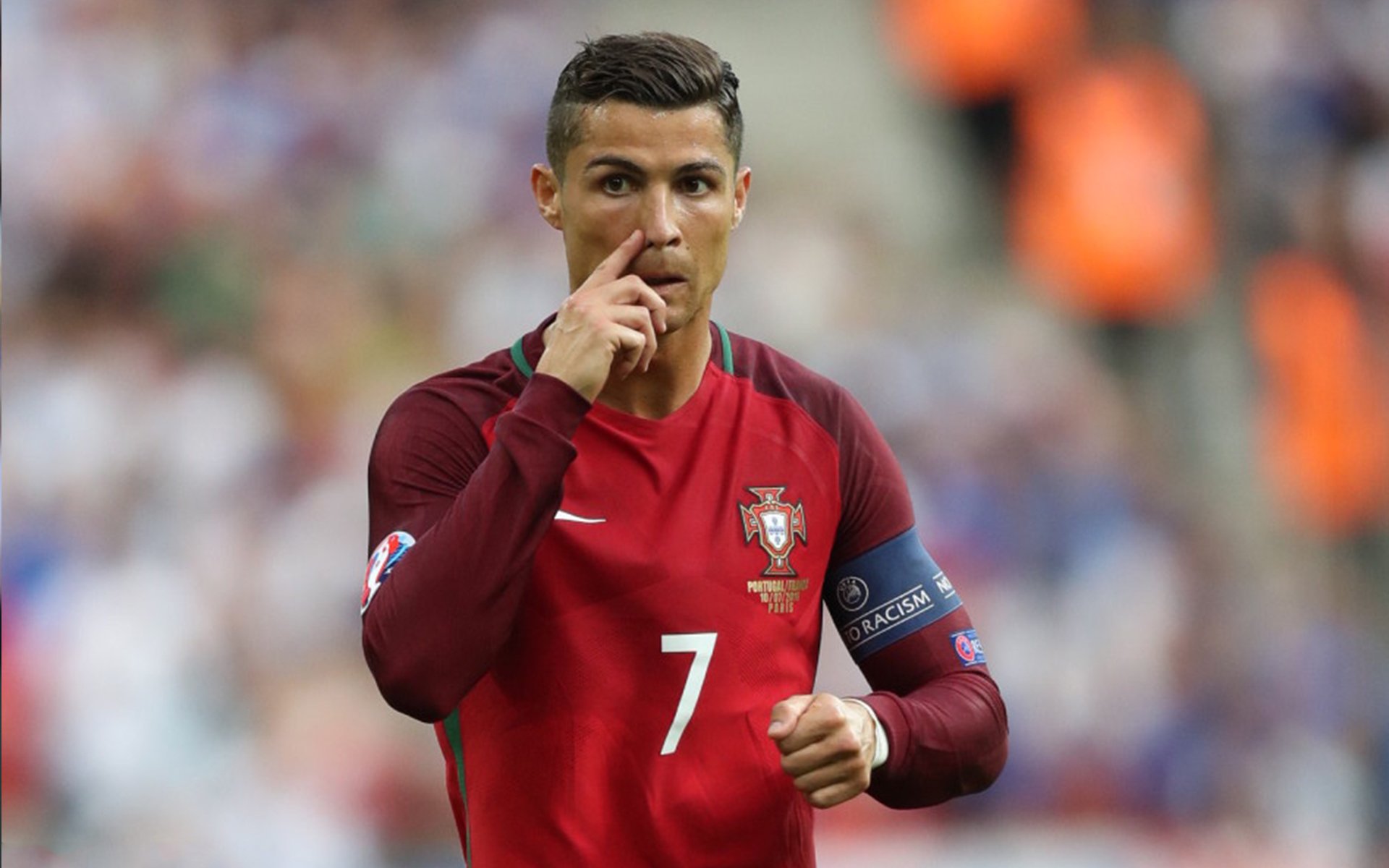 风驰翼斩,当F1轮胎啸叫唤醒黄蜂的致命毒刺